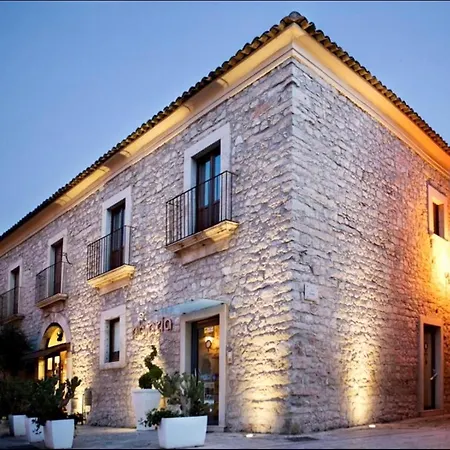 Abraxia B&B-3